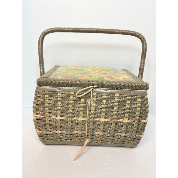 Vintage Tapestry Fabric Cushion Covered Sewing Box Basket w Handle And  Goodies - Picture 2 of 16
